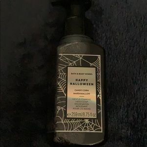Bath & Body Works hand soap
